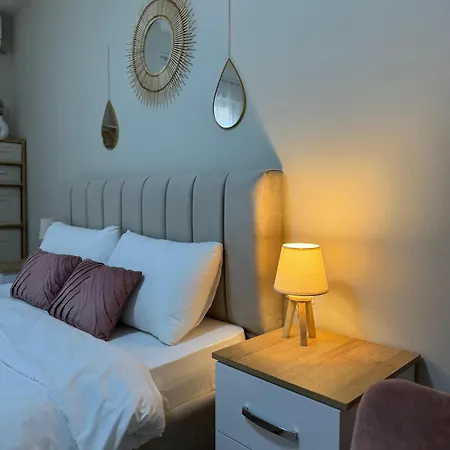 Dennys Lincoln Center 公寓 *