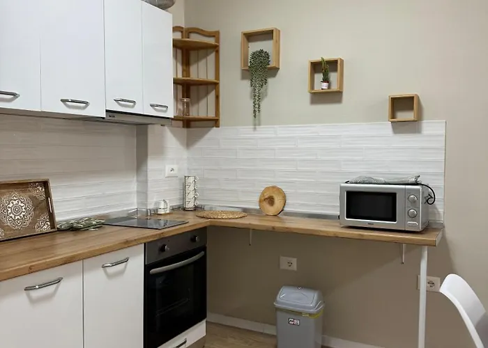 Dennys Lincoln Center *