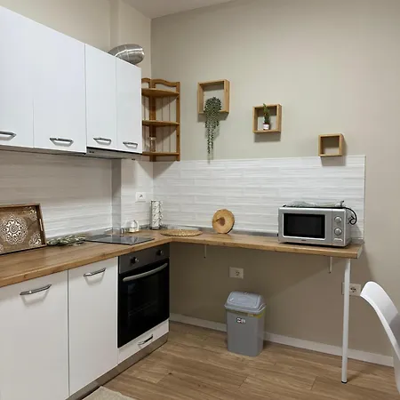 Dennys Lincoln Center *